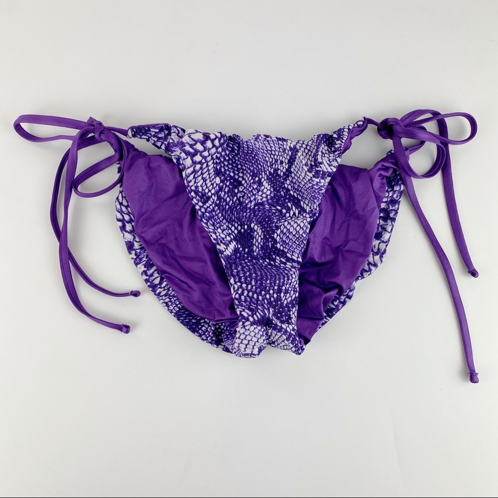 Beach Bunny Bikini Rendezvous Purple Python Bikini Set RARE - Picture 7 of 11